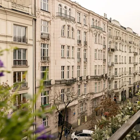 Relax Hoza / Poznanska * Warsaw
