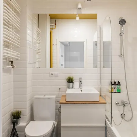 Relax Hoza * Βαρσοβία